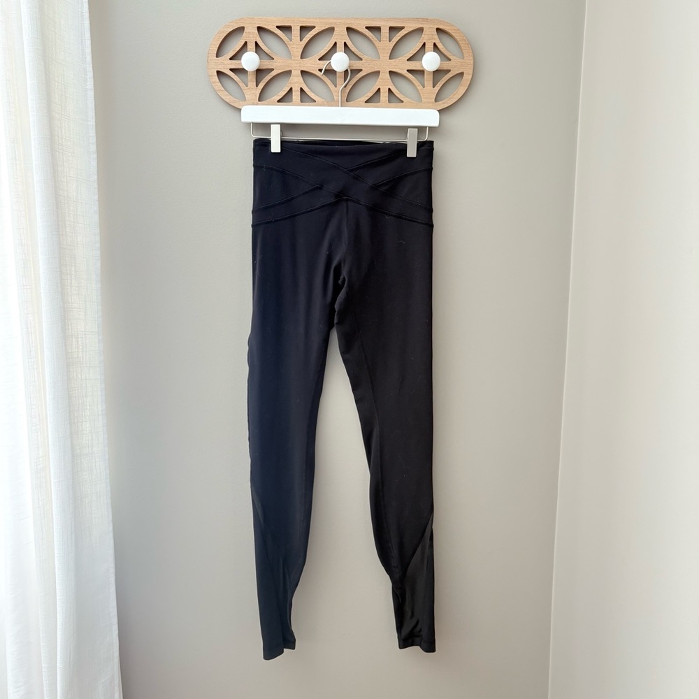 Lululemon Active Wear Leggings Black Sz 6